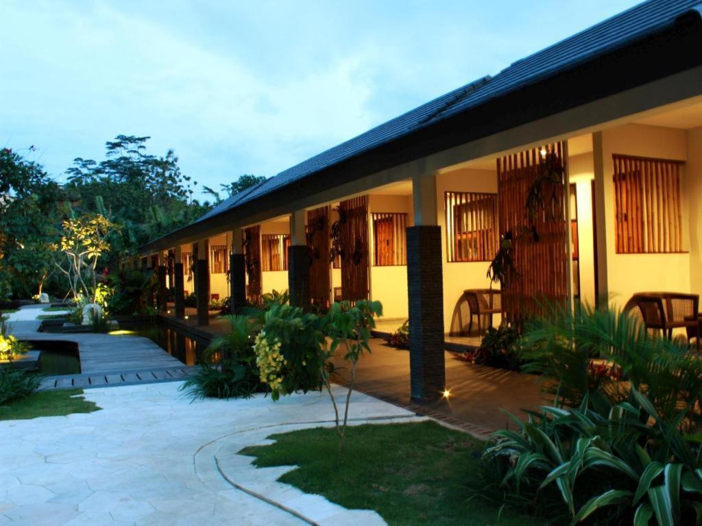 Rumah Kito Resort Hotel Jambi By Waringin Hospitality Dış mekan fotoğraf