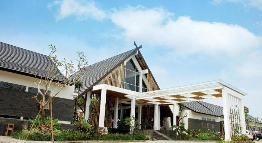 Rumah Kito Resort Hotel Jambi By Waringin Hospitality Dış mekan fotoğraf